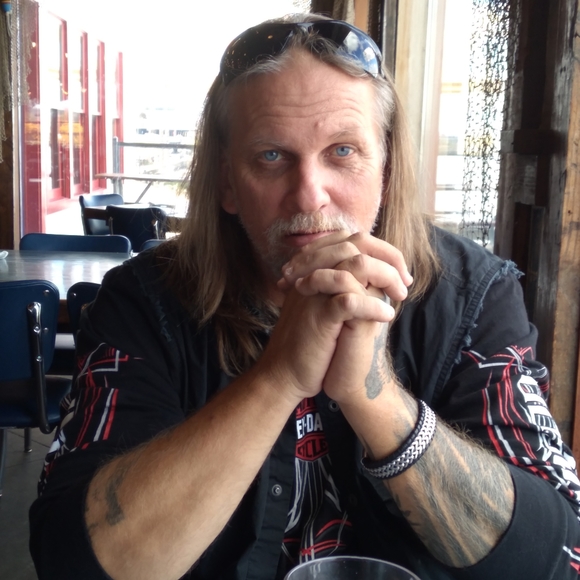 Meet your Posher, Christine - Picture 4 of 8